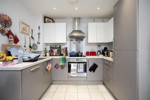 undefined, Warwick Road, West Drayton UB7