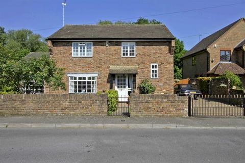 undefined, Money Lane, West Drayton UB7