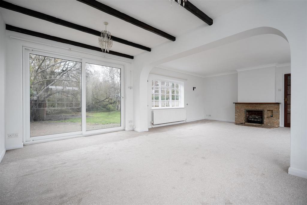 Living/Dining Room