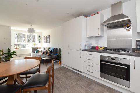 2 bedroom end of terrace house for sale, Brinklehurst Drive, Bexhill-On-Sea