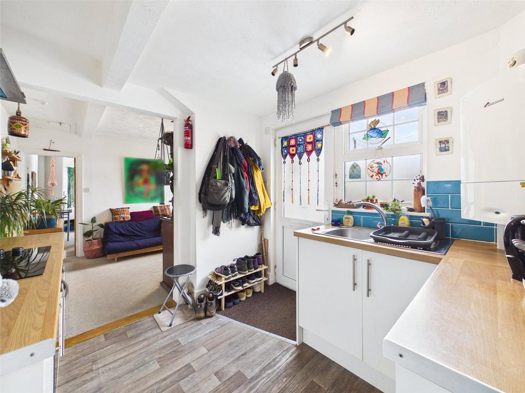 Kitchen Alt