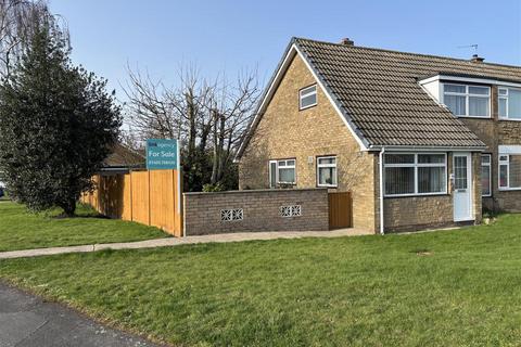 3 bedroom semi-detached bungalow for sale, The Meadows, Howden, Goole