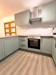 3 bedroom semi-detached house to rent, Esher Court, Northampton