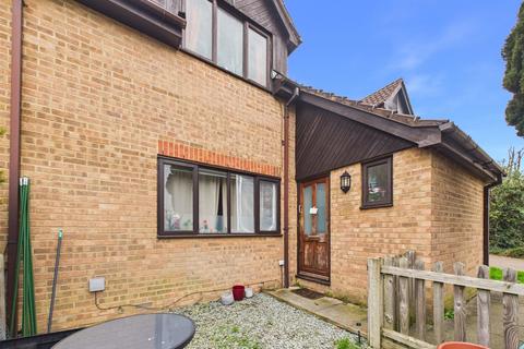 undefined, Varsity Drive, Twickenham