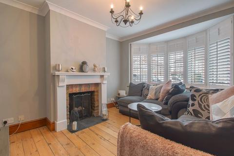 3 bedroom terraced house for sale, Pinewood Avenue, Sidcup DA15
