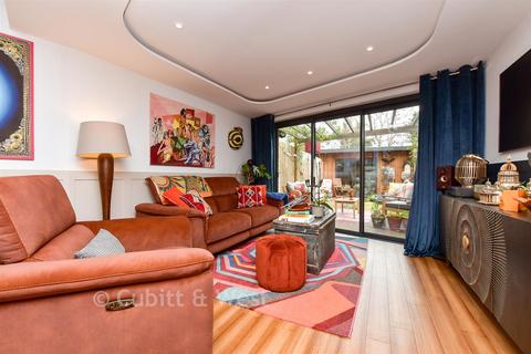 undefined, Cadet Mews, Wallington SM6