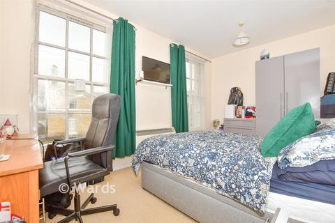 2 bedroom apartment for sale, Acacia House, Maidstone ME14