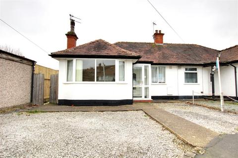 2 bedroom semi-detached bungalow for sale, Oak Avenue, Hull HU10