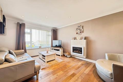 undefined, Llwynmawr Close, Sketty, Swansea, West Glamorgan, SA2