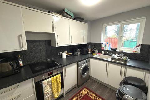 3 bedroom end of terrace house for sale, Old Bedford Road Area, Luton LU2
