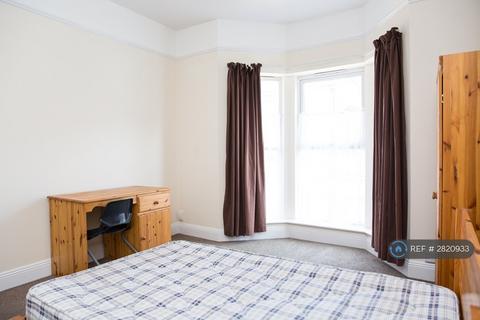 1 bedroom in a house share to rent, Carlton Road, Southampton, SO15