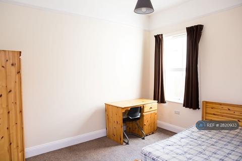 1 bedroom in a house share to rent, Carlton Road, Southampton, SO15
