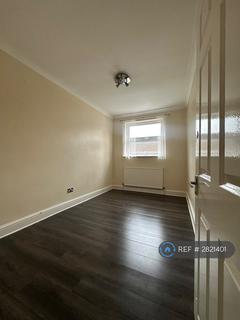 2 bedroom terraced house to rent, Harrow Road, London, E11