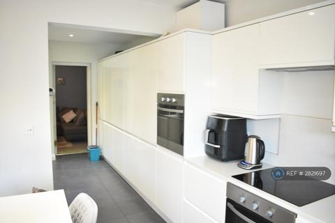 undefined, Carlton Avenue, Westcliff-On-Sea, SS0