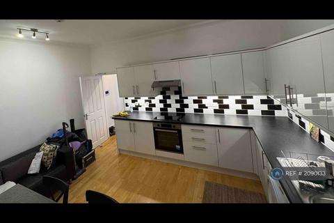 2 bedroom flat to rent, Brixton, London, SW9