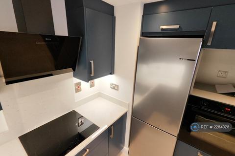 2 bedroom flat to rent, The Point, Nottingham, NG1