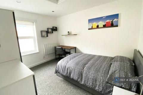 2 bedroom flat to rent, Viaduct Road, Brighton, BN1