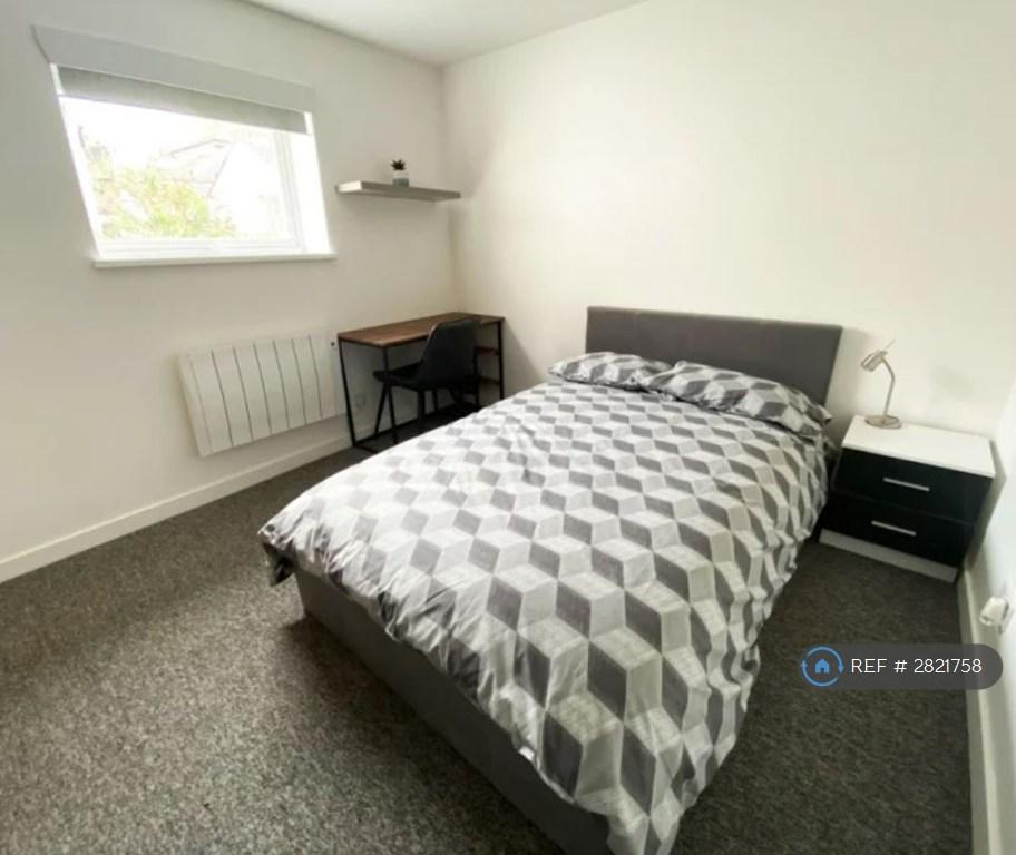 Bedroom 2 / Living Room
