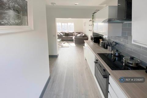 1 bedroom in a house share to rent, Wain Drive, Stoke-On-Trent, ST4