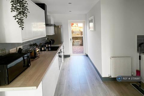 1 bedroom in a house share to rent, Wain Drive, Stoke-On-Trent, ST4
