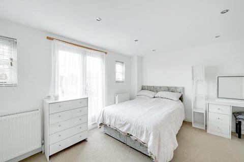 3 bedroom terraced house for sale, Hollies Road, Ealing, London, W5 4UU