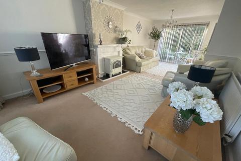 5 bedroom semi-detached house for sale, South Hornchurch RM13