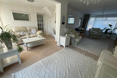 5 bedroom semi-detached house for sale, South Hornchurch RM13