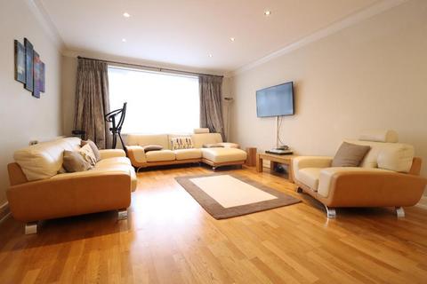 undefined, Edgware HA8