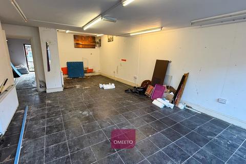 Retail property (high street) to rent, 21 Curzon St Derby DE1 1LH