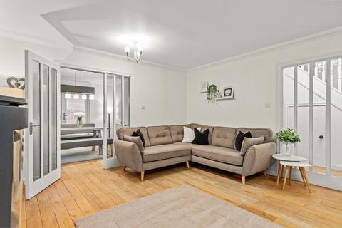 undefined, Donaldson Avenue, Alloa, FK10