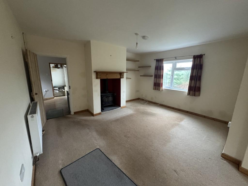 Living/dining area