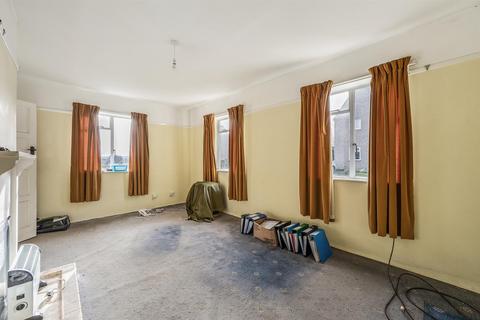 4 bedroom end of terrace house for sale, Nestor Close, Andover