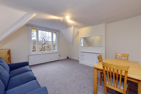 2 bedroom flat to rent - Priory Road, South Hampstead, London NW6