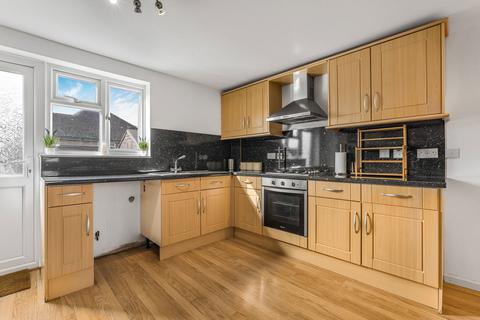 3 bedroom terraced house for sale, Wilson Road, Cheltenham GL51