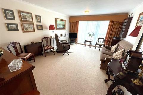 undefined, Grand Avenue, West Worthing, West Sussex, BN11 5NL