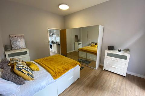 1 bedroom flat to rent, Chapel Street, Salford, M3