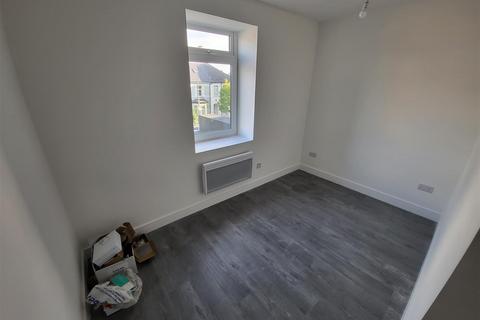 undefined, Penarth Road, Cardiff CF11