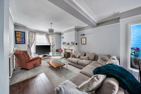 4 bedroom detached house for sale, Kirby Road, Bedfordshire LU6