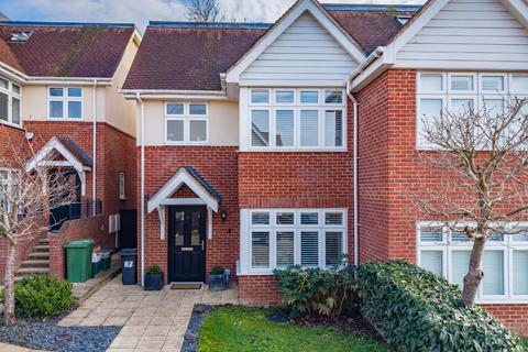 undefined, Milverton Place, Bromley BR1