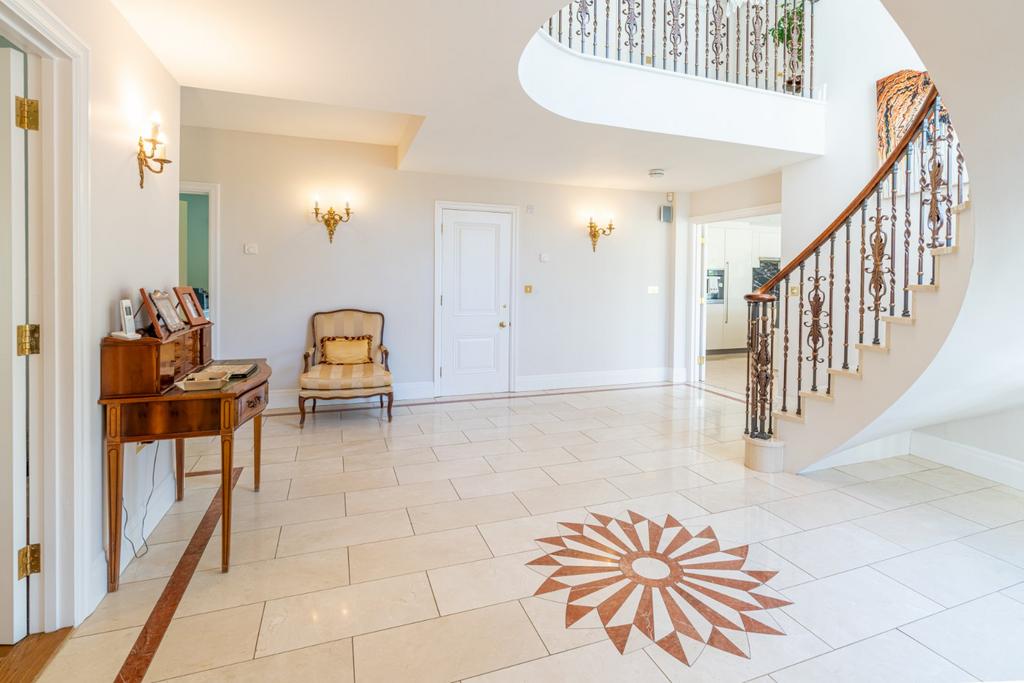 Galleried Hallway