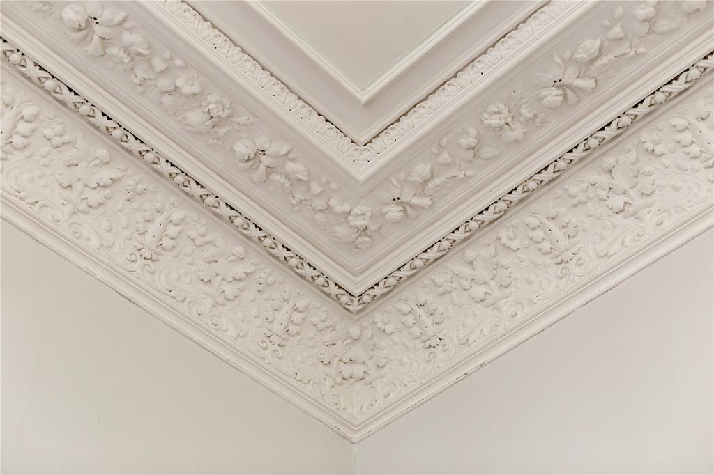 Cornice