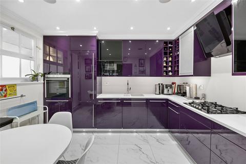 undefined, Riding House Street, Fitzrovia, London, W1W