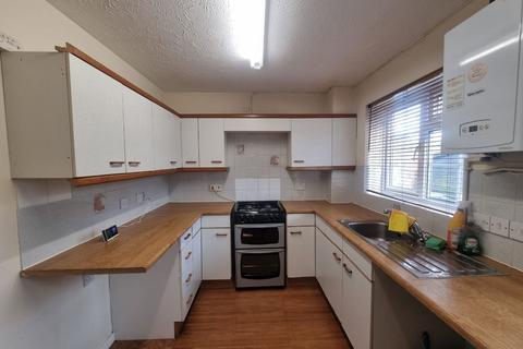 2 bedroom terraced house to rent, Brindlefields Way, Tipton, DY4 7XL