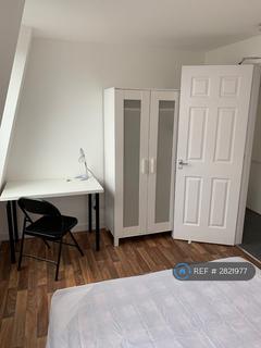 3 bedroom flat to rent, George Street, Aberdeen, AB25