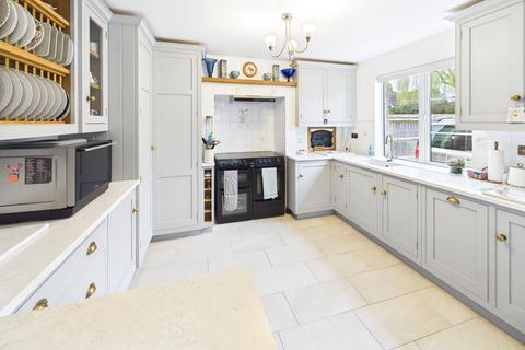 undefined, Shipton-under-Wychwood, Chipping Norton OX7