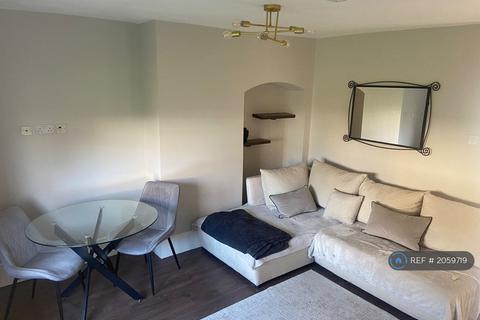 2 bedroom semi-detached house to rent, Rugby Road, Dagenham, RM9