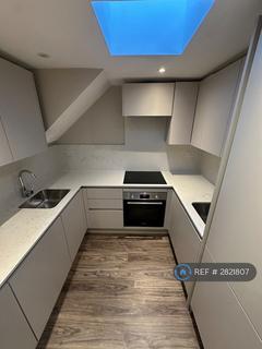 1 bedroom flat to rent, St. Johns Road, London, NW11
