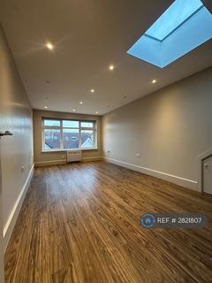 1 bedroom flat to rent, St. Johns Road, London, NW11