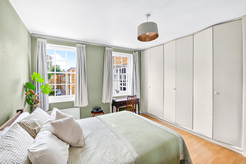 Apartment in London - View 5