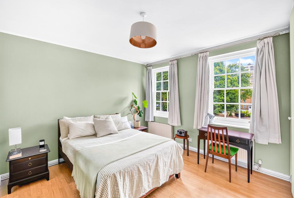 Apartment in London - More